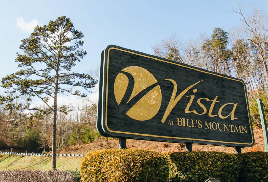 Vista-Developers-Bills-Mountain-Community-Sign
